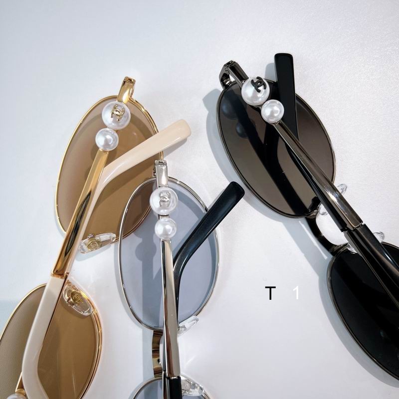 CHANEL A1684L 58 18-145 A08