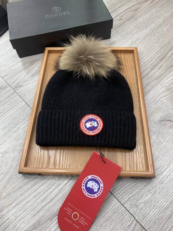Canada hat hm (49)