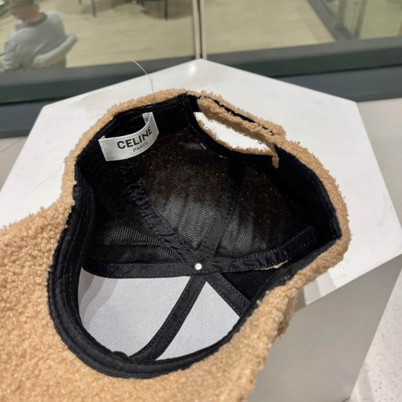 Celine Cap (661)
