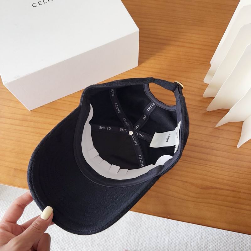 Celine Cap dx (175)