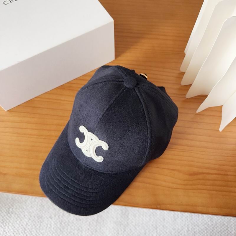 Celine Cap dx (176)
