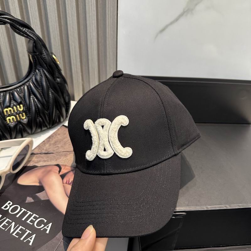 Celine Cap dx (752)