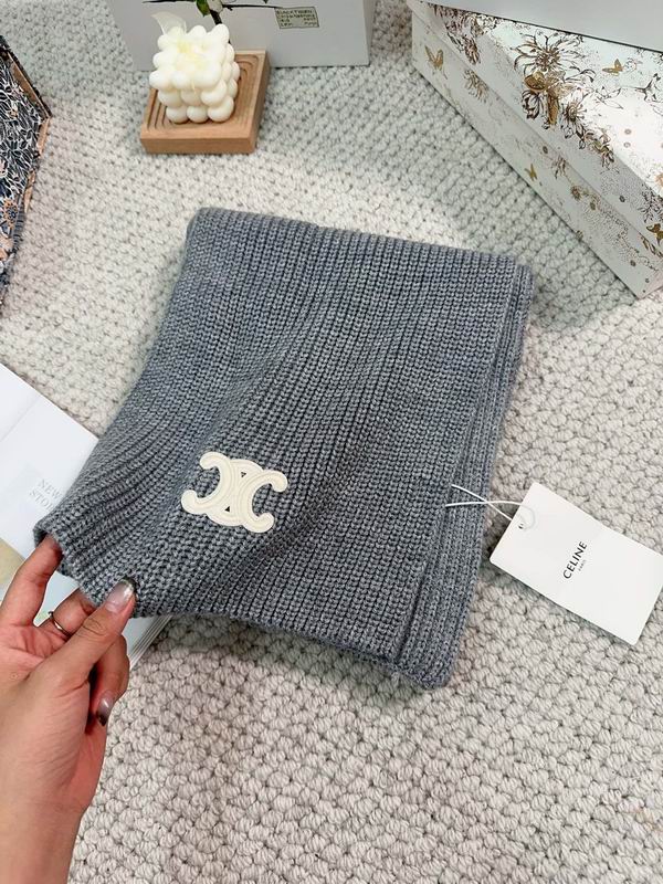 Celine Scarf dx (188)