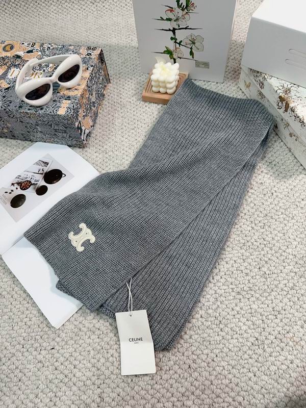 Celine Scarf dx (189)