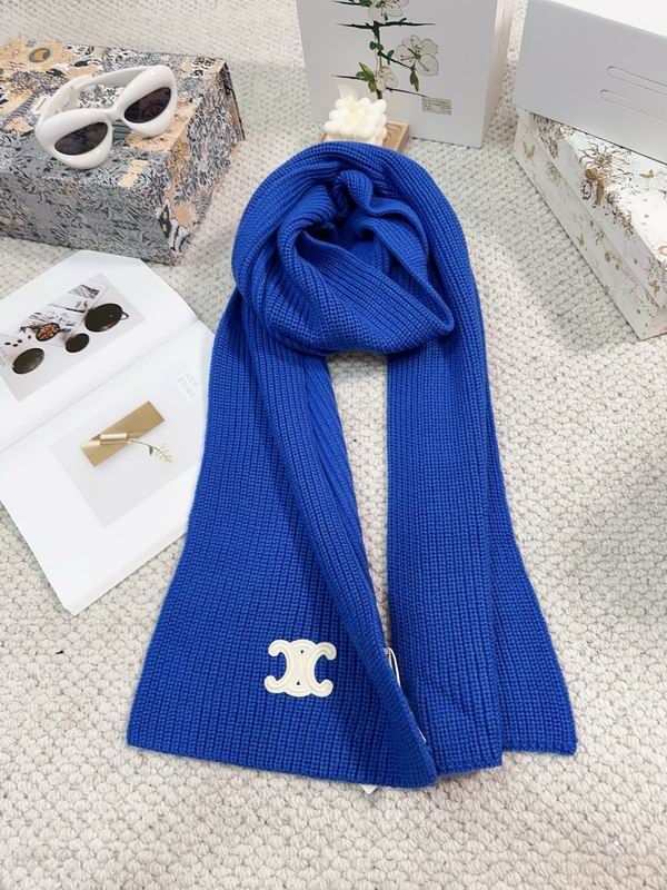 Celine Scarf dx (206)