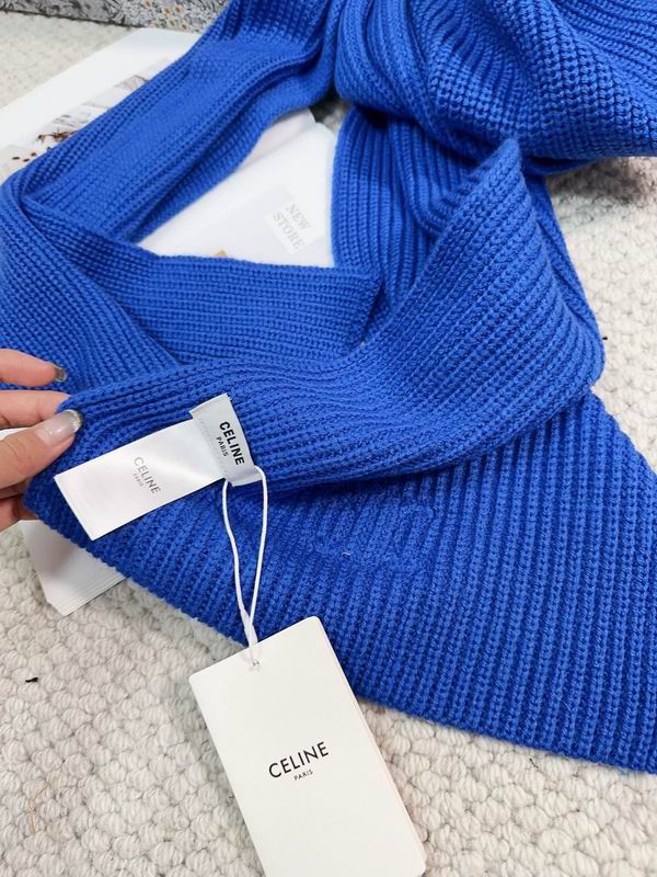 Celine Scarf dx (208)