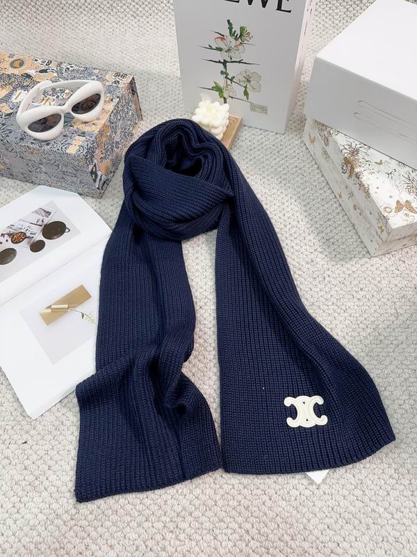 Celine Scarf dx (217)