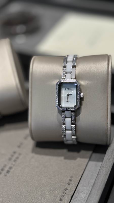 Chanel 21X26mm 40 (17)