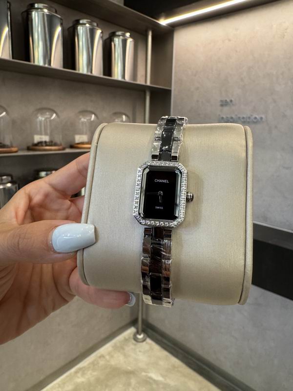 Chanel 21X26mm 40 (24)