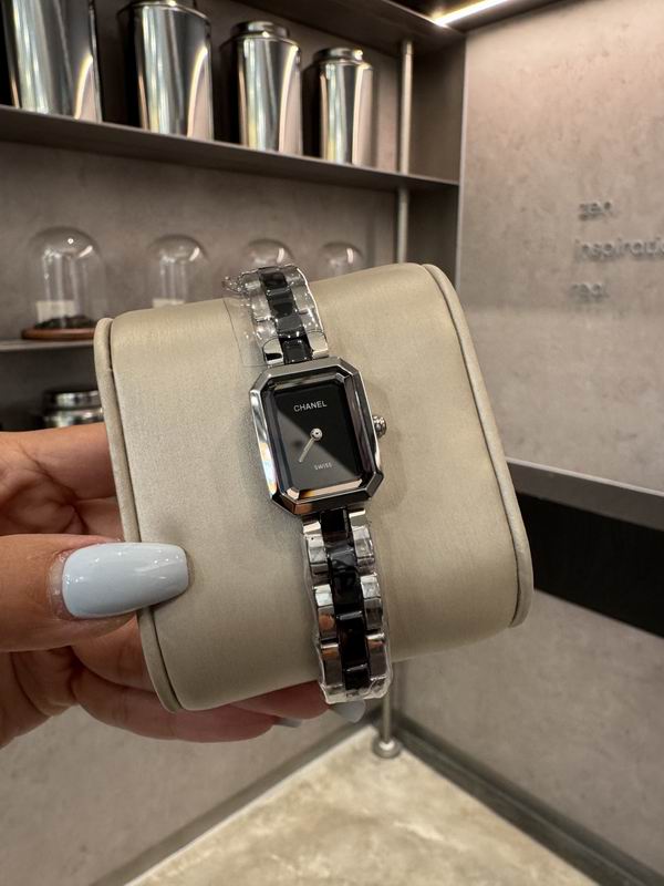 Chanel 21X26mm 40 (27)