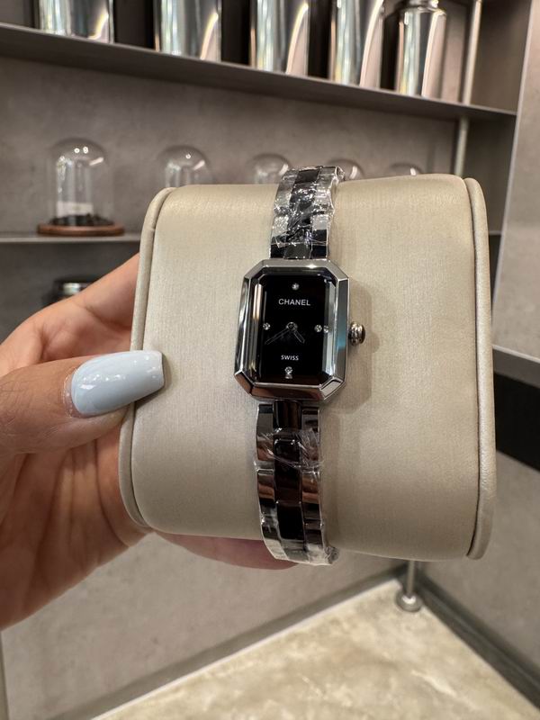 Chanel 21X26mm 40 (36)