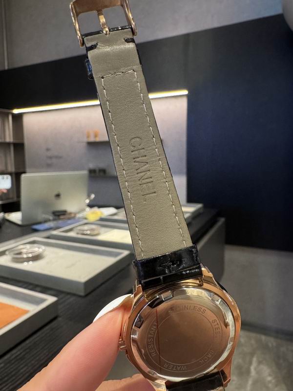 Chanel 33mm 47 (1)