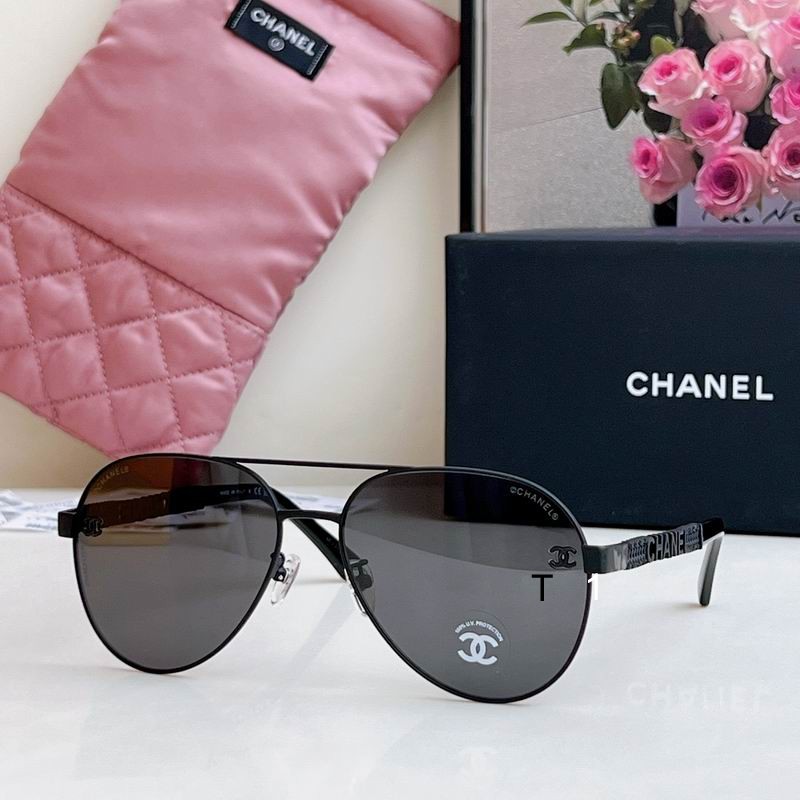 Chanel 4225 61-15-145 a02