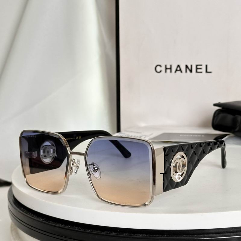 Chanel A95117 61 17-140 e04