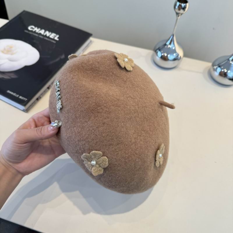 Chanel Beret (180)