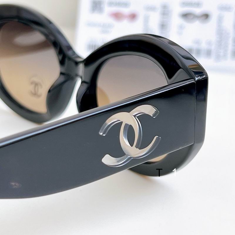 Chanel CH5528 53 19 140 a07