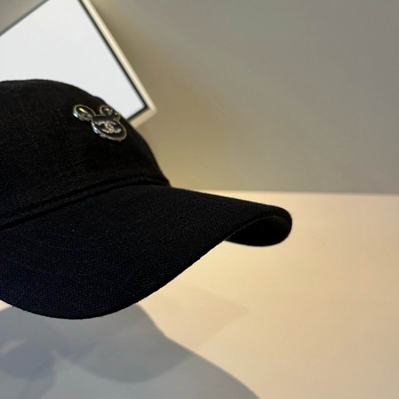Chanel Cap (525)