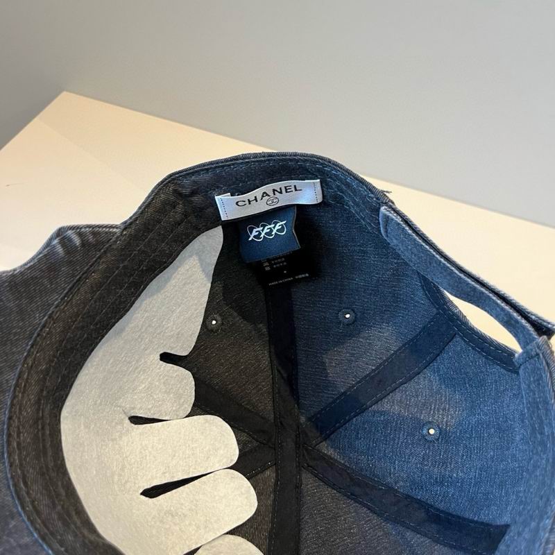 Chanel Cap (595)