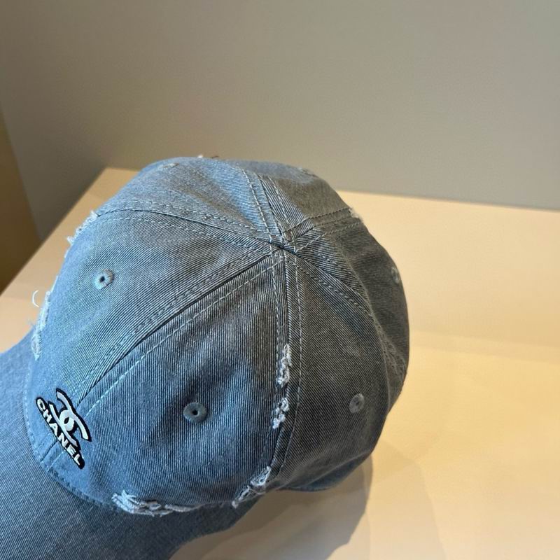Chanel Cap (606)