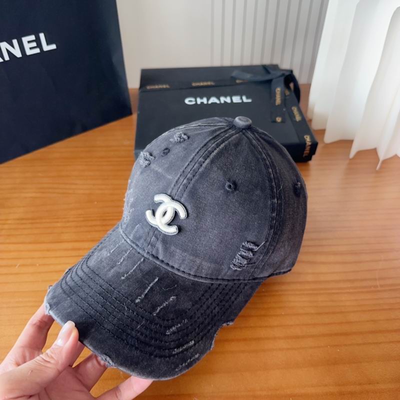 Chanel Cap (683)