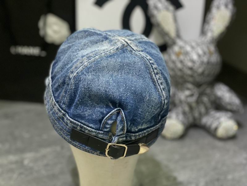 Chanel Cap dx (304)