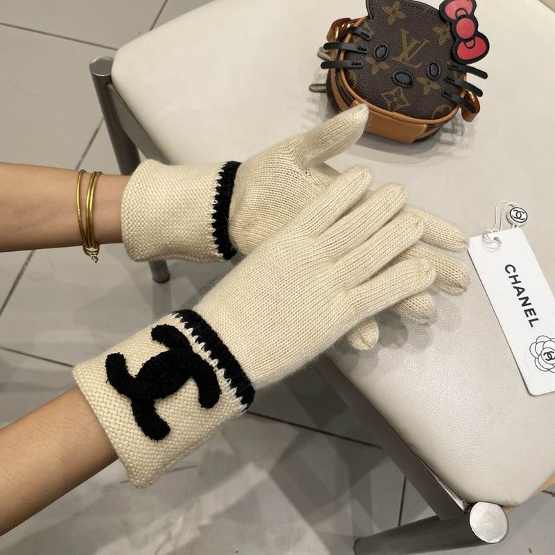 Chanel Gloves 10 (12)