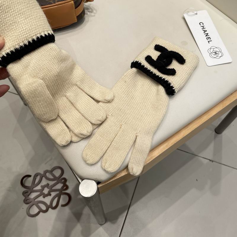 Chanel Gloves 10 (15)