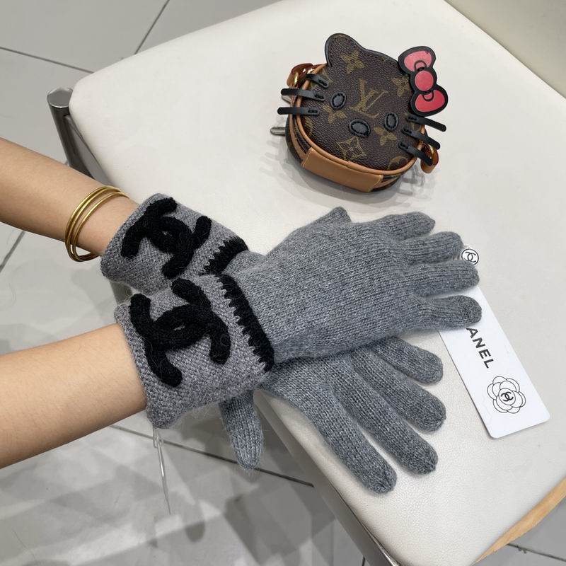 Chanel Gloves 10 (19)