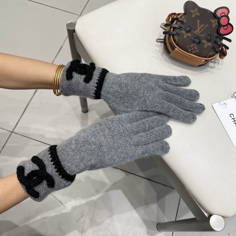 Chanel Gloves 10 (21)