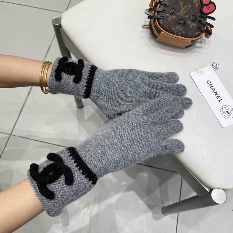 Chanel Gloves 10 (22)