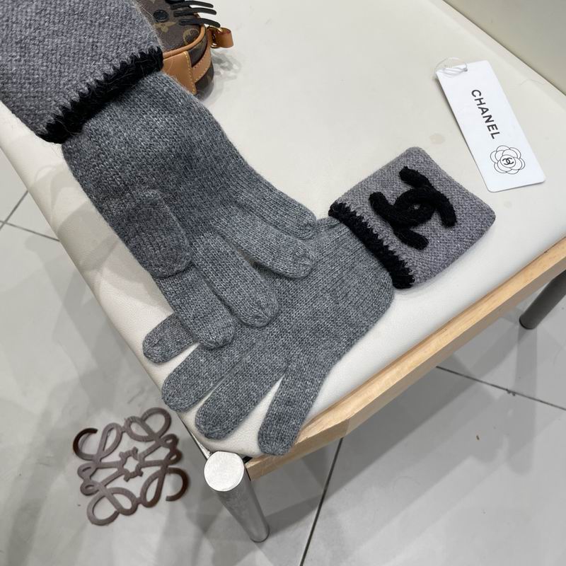 Chanel Gloves 10 (25)