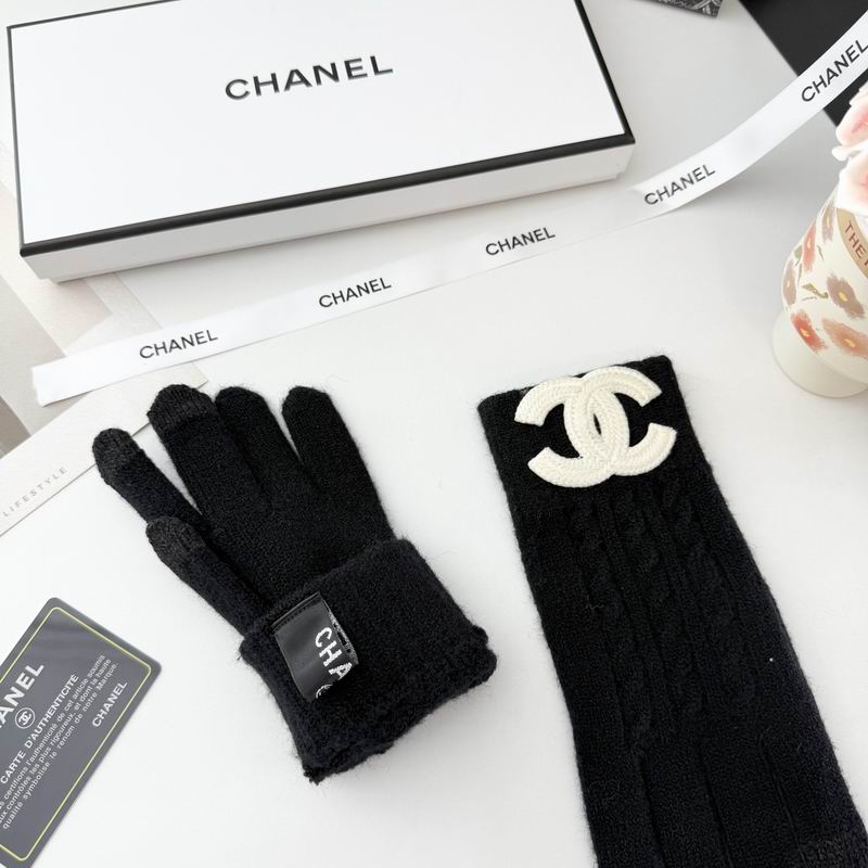 Chanel Gloves 15 (38)
