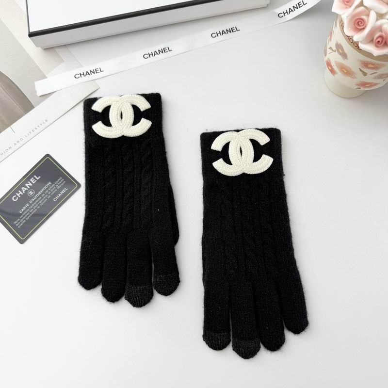 Chanel Gloves 15 (42)