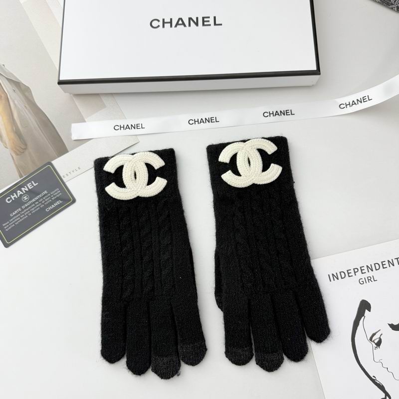 Chanel Gloves 15 (45)