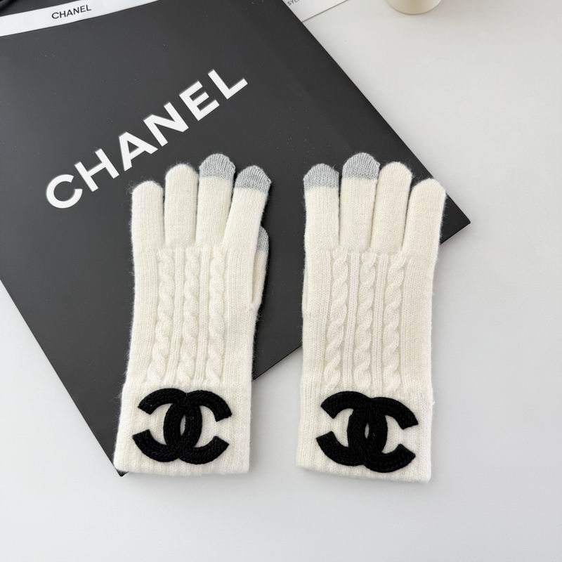 Chanel Gloves 15 (52)