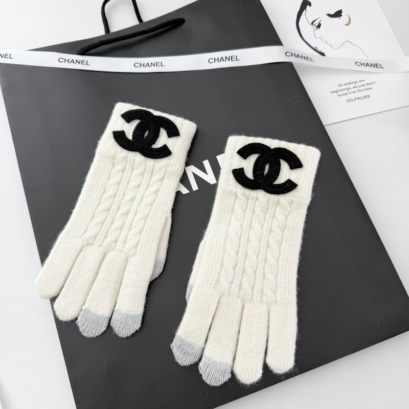 Chanel Gloves 15 (54)