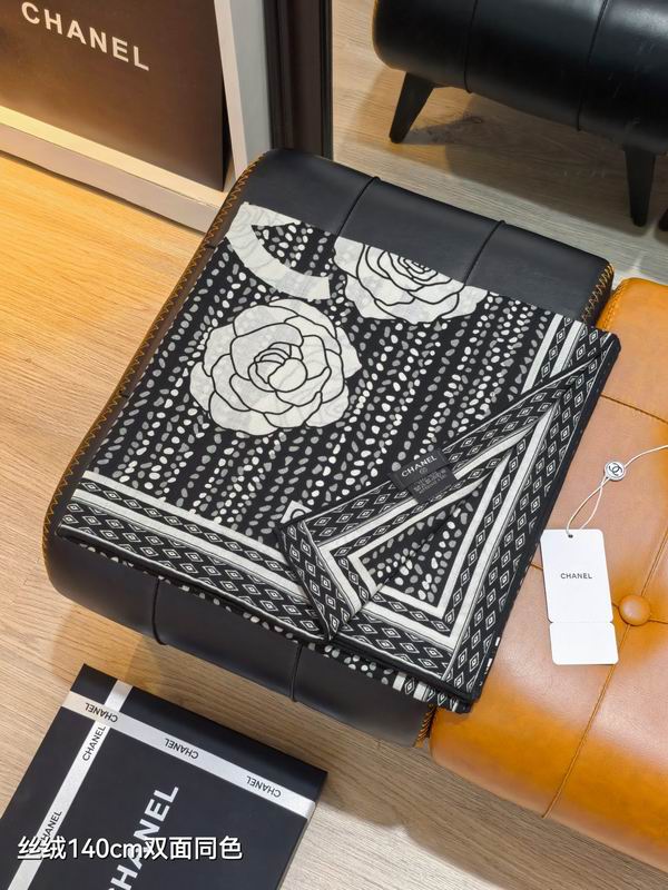 Chanel Scarf 140X140cm 70%羊绒30%真丝 E12 (7)