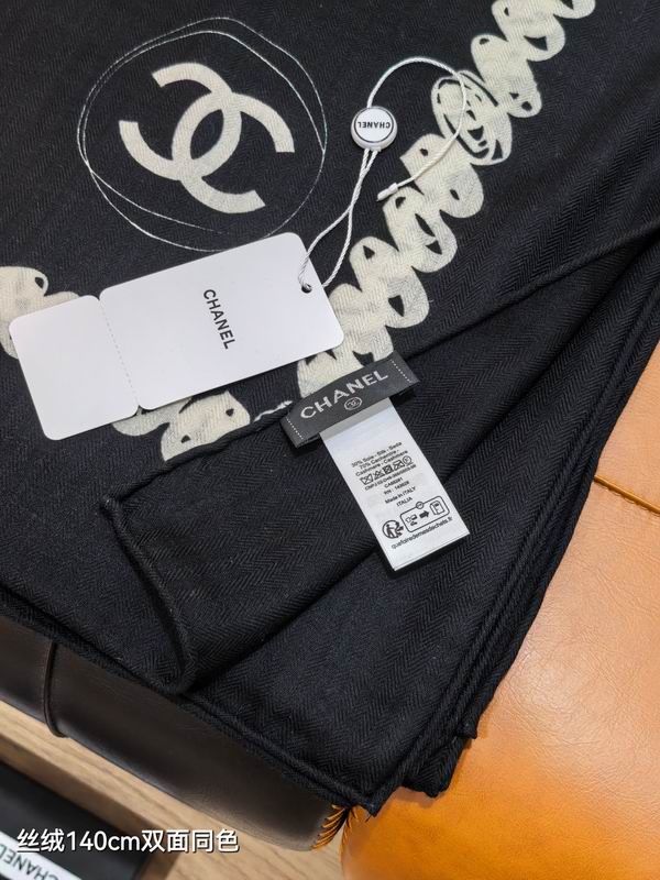 Chanel Scarf 140X140cm 70%羊绒30%真丝 E13 (4)
