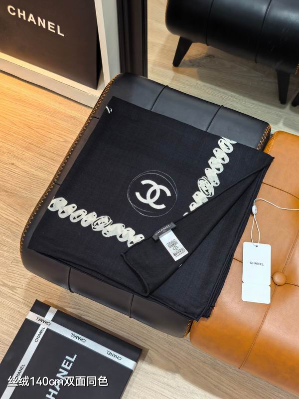 Chanel Scarf 140X140cm 70%羊绒30%真丝 E13 (7)
