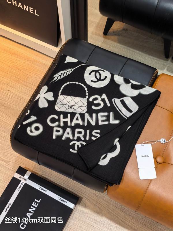 Chanel Scarf 140X140cm 70%羊绒30%真丝 E18 (17)