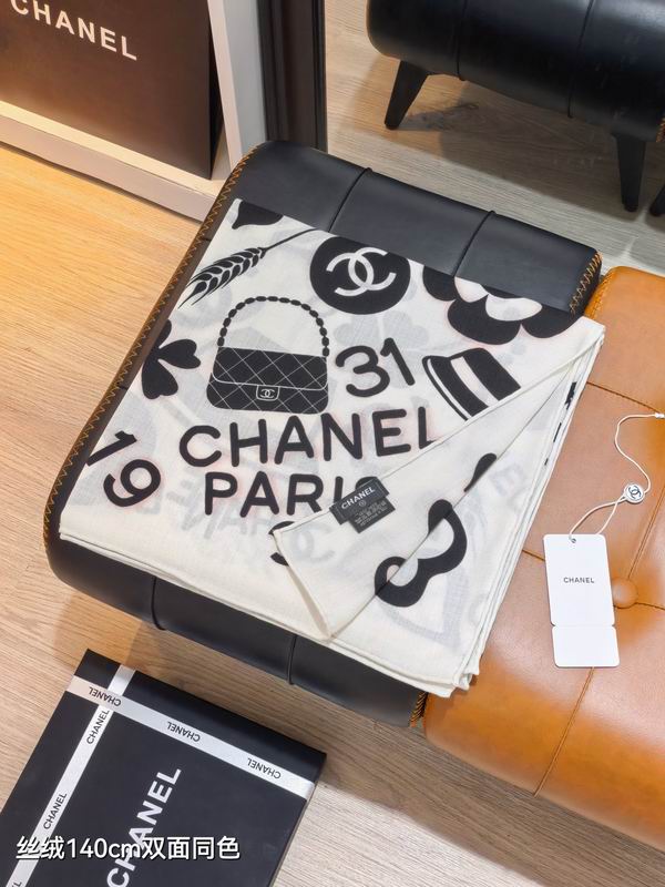 Chanel Scarf 140X140cm 70%羊绒30%真丝 E18 (8)