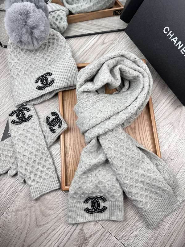 Chanel Scarf Hat Gloves hm (1)
