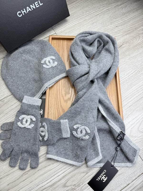 Chanel Scarf Hat Gloves hm (11)
