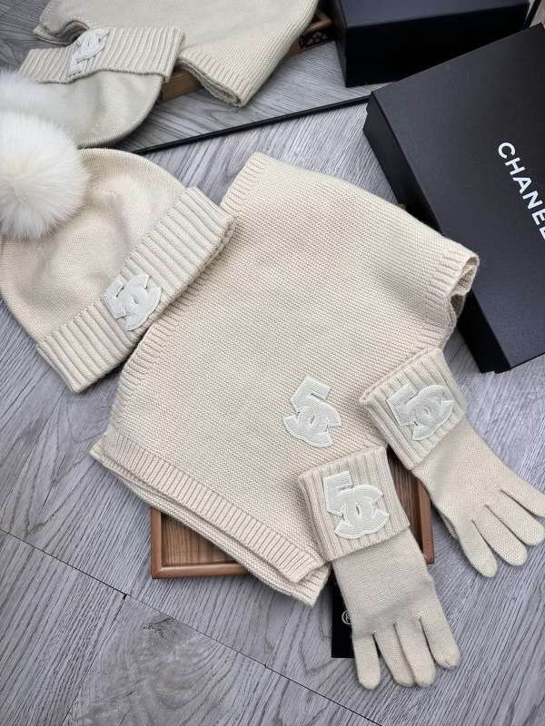 Chanel Scarf Hat Gloves hm (173)