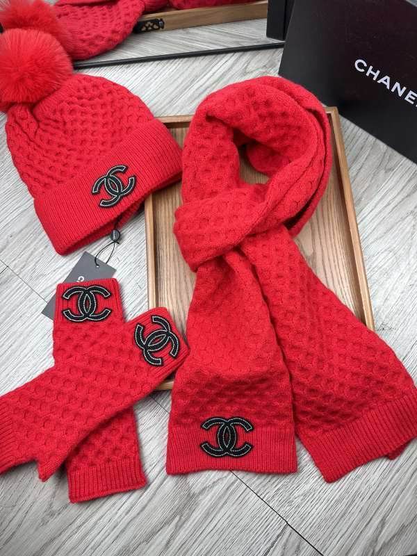 Chanel Scarf Hat Gloves hm (3)