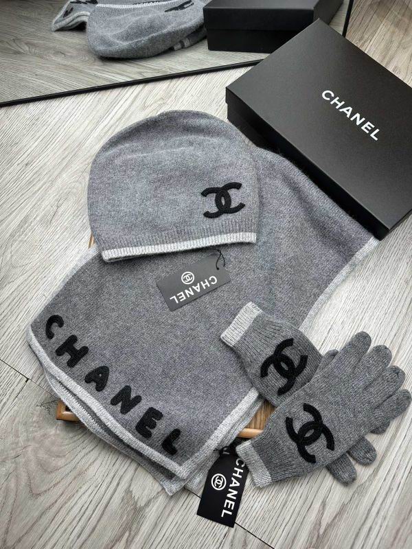Chanel Scarf Hat Gloves hm (41)
