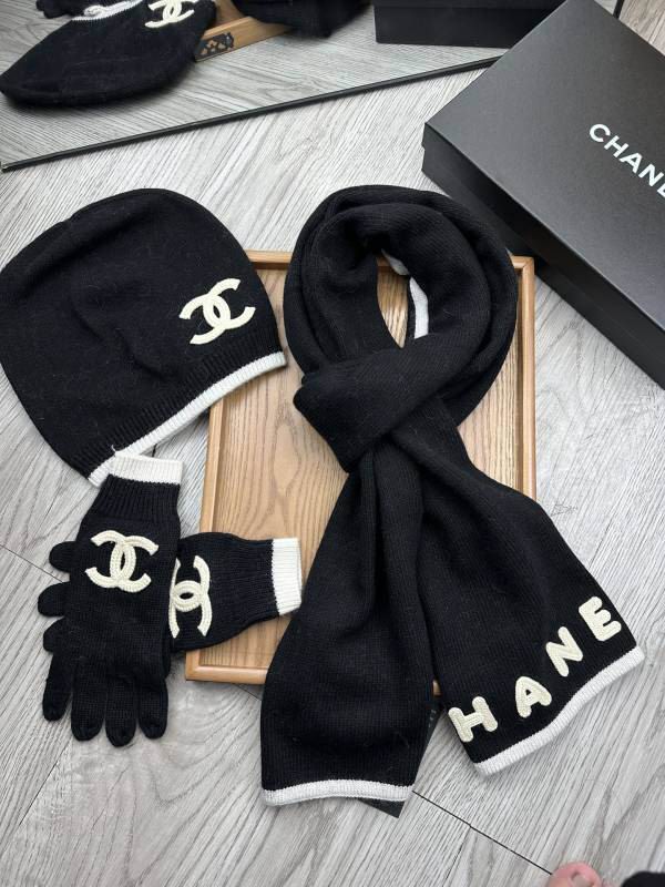 Chanel Scarf Hat Gloves hm (42)