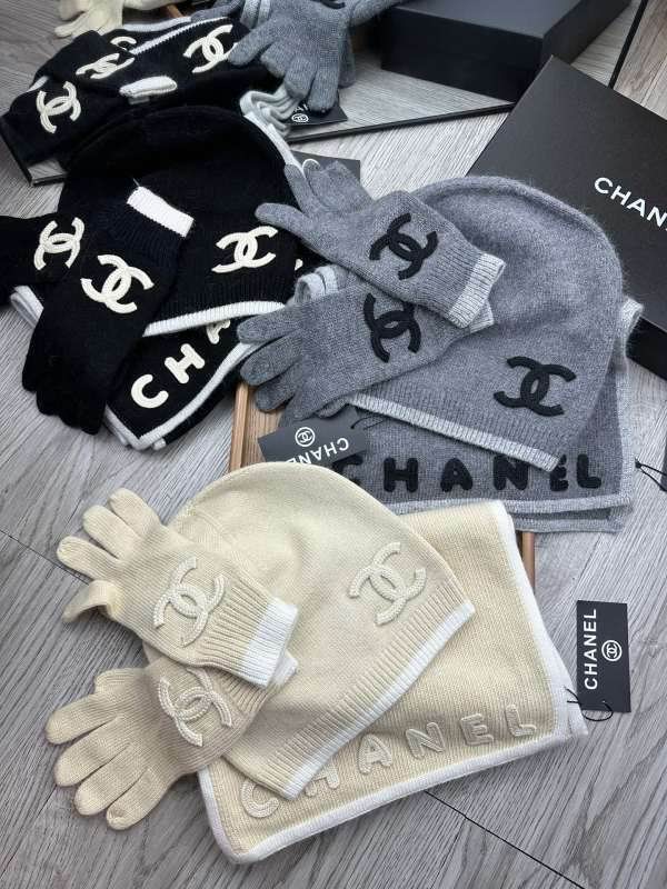 Chanel Scarf Hat Gloves hm (44)