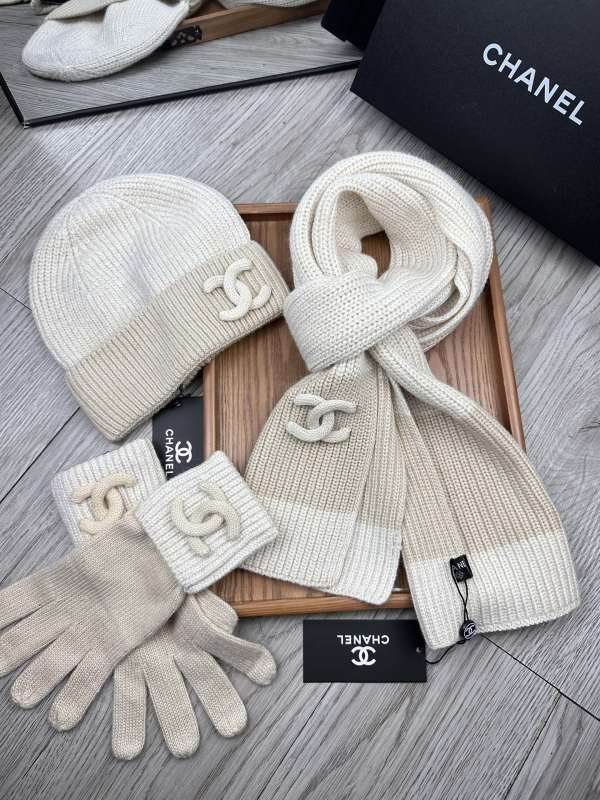 Chanel Scarf Hat Gloves hm (50)