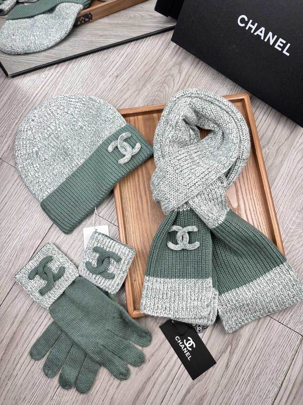 Chanel Scarf Hat Gloves hm (52)